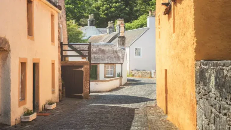 Luxury Countryside Living Culross